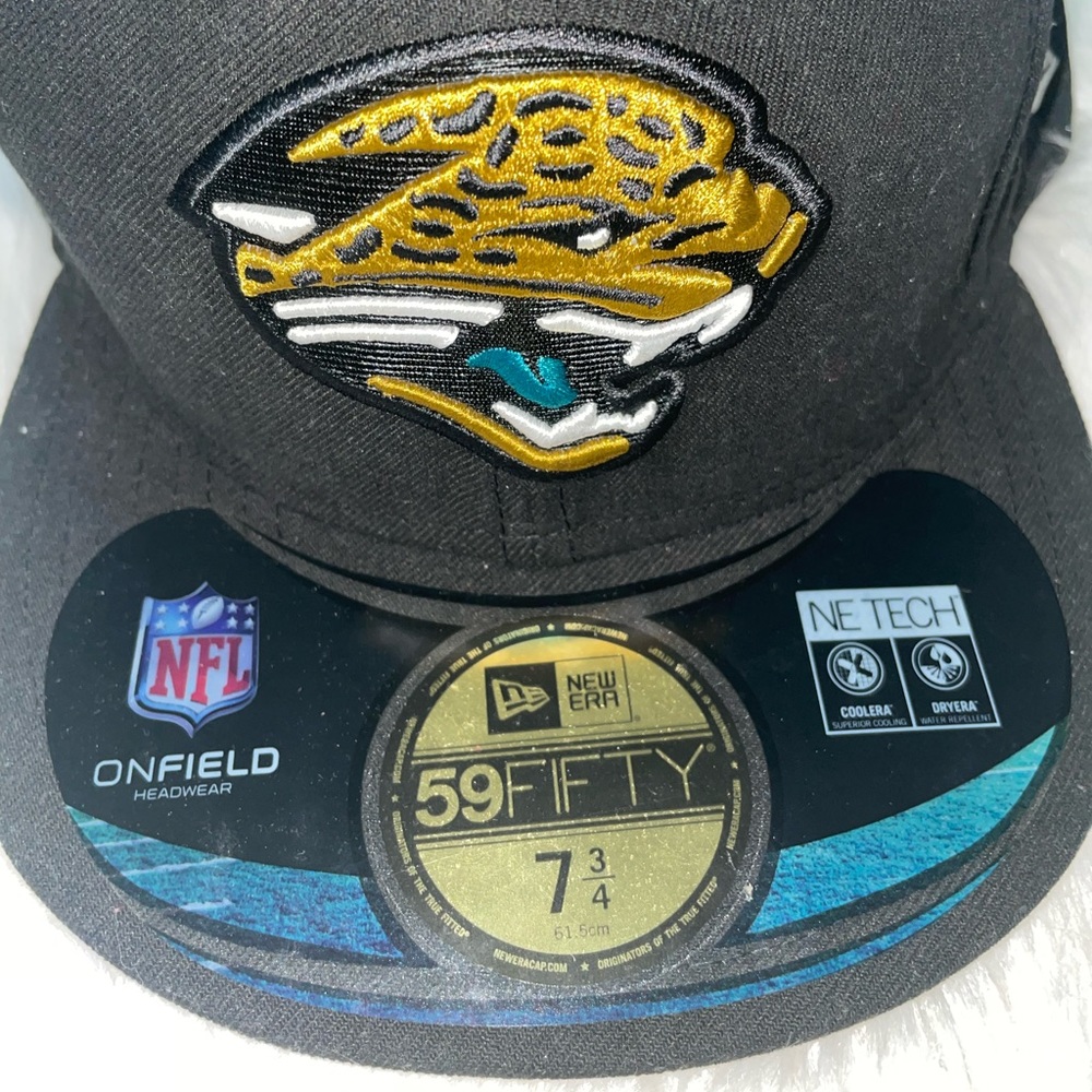 This is a fitted Jaguars hat.